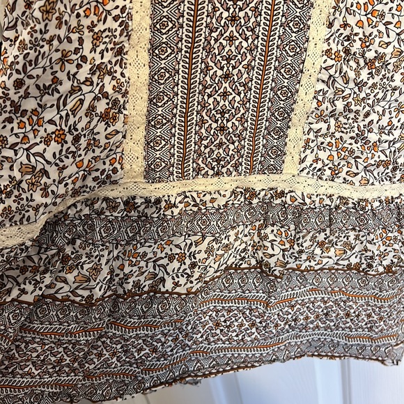 Boutique orange floral midi dress - Picture 3 of 3